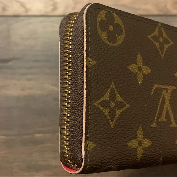 ❌SOLD❌ Louis Vuitton Monogram Pink Blooming Flower Clemence Wallet - Picture 7 of 16